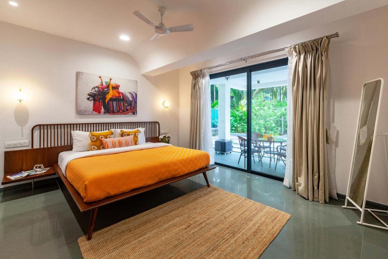Villa Sereno By Stayvista - An Elegant And Entertaining Retreat Featuring A Swimming Pool, Outdoor Jacuzzi, Modern Interiors, And A Snooker Table Alibág Kültér fotó
