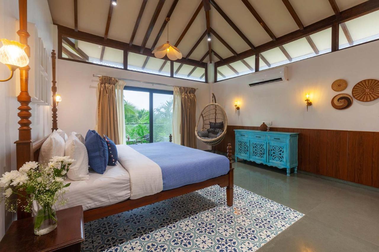 Villa Sereno By Stayvista - An Elegant And Entertaining Retreat Featuring A Swimming Pool, Outdoor Jacuzzi, Modern Interiors, And A Snooker Table Alibág Kültér fotó
