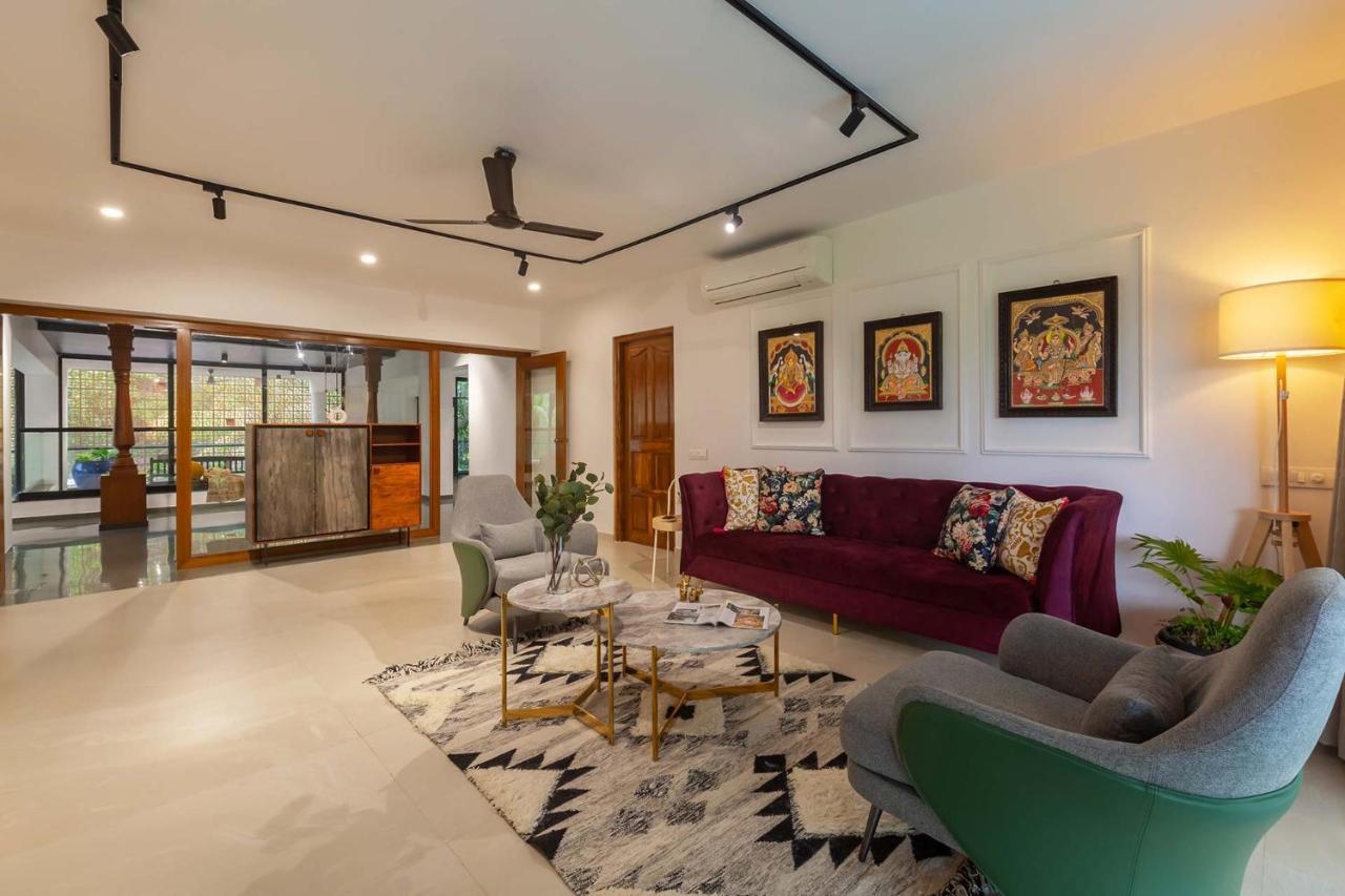 Villa Sereno By Stayvista - An Elegant And Entertaining Retreat Featuring A Swimming Pool, Outdoor Jacuzzi, Modern Interiors, And A Snooker Table Alibág Kültér fotó