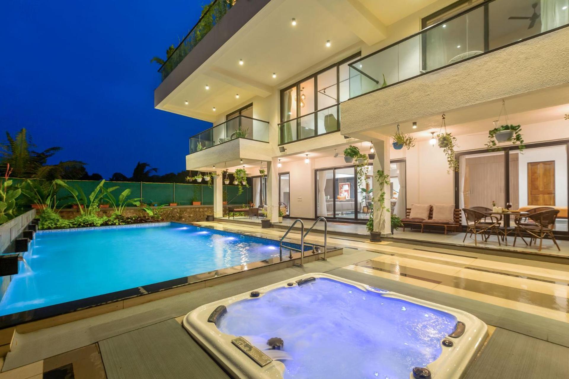 Villa Sereno By Stayvista - An Elegant And Entertaining Retreat Featuring A Swimming Pool, Outdoor Jacuzzi, Modern Interiors, And A Snooker Table Alibág Kültér fotó